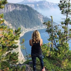 Meet your Posher, Christine